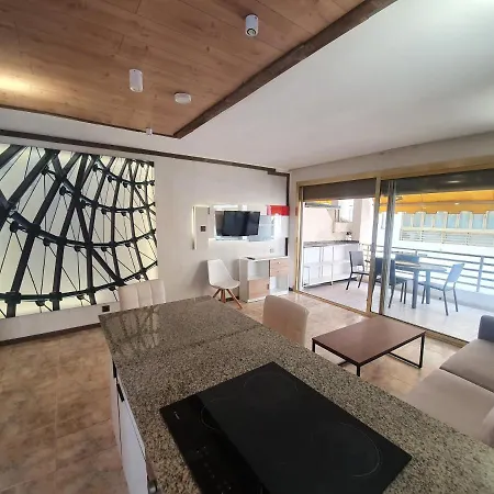 Apartment Novelty Primera Linea De Mar