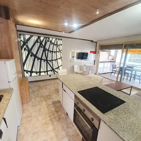 Apartment Novelty Primera Linea De Mar *